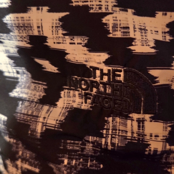 The North Face Purple & Black Aztec Polartec Full Zip Fleece Jacket Size Medium - Picture 4 of 8